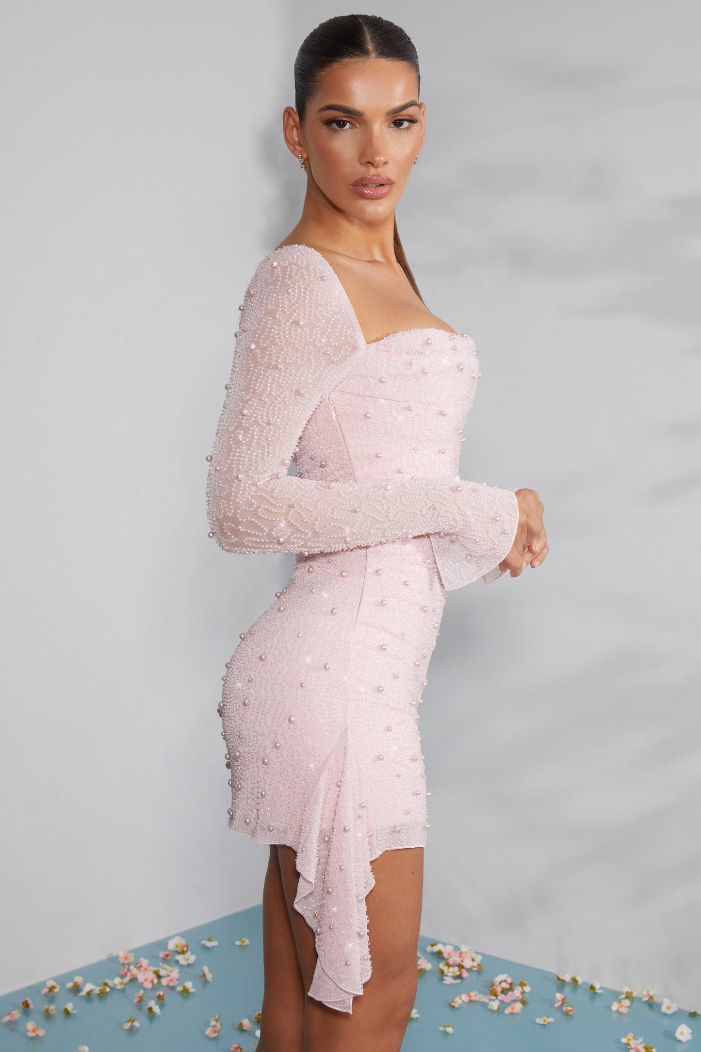 Ileana | Abito elegante con perline rosa
