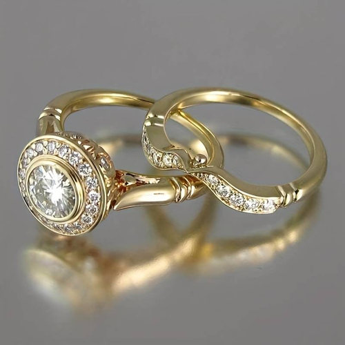 Set di Anelli Vintage in Oro con Zirconia